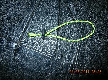 Cord leash with mini cord lock